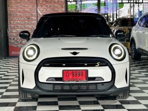 Mini Cooper SE   Panoramic Roof 2024